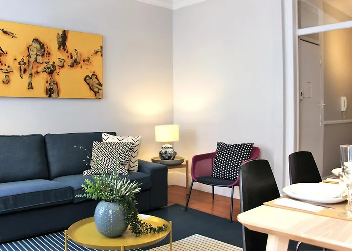 Sm1-happy At Hip Pr.real & Bair.alto + Private Patio! Лиссабон