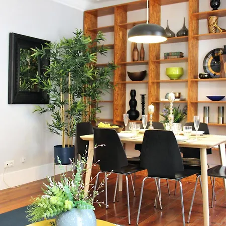Sm1-happy At Hip Pr.real & Bair.alto + Private Patio! Лиссабон